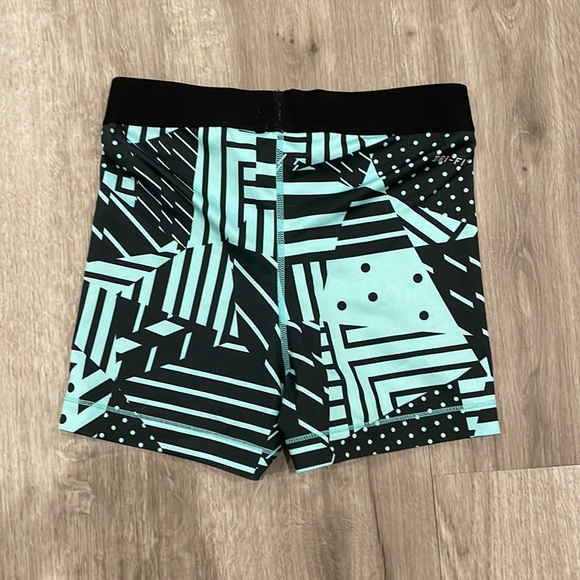 Nike Pants - Nike Pro Spandex Size Small